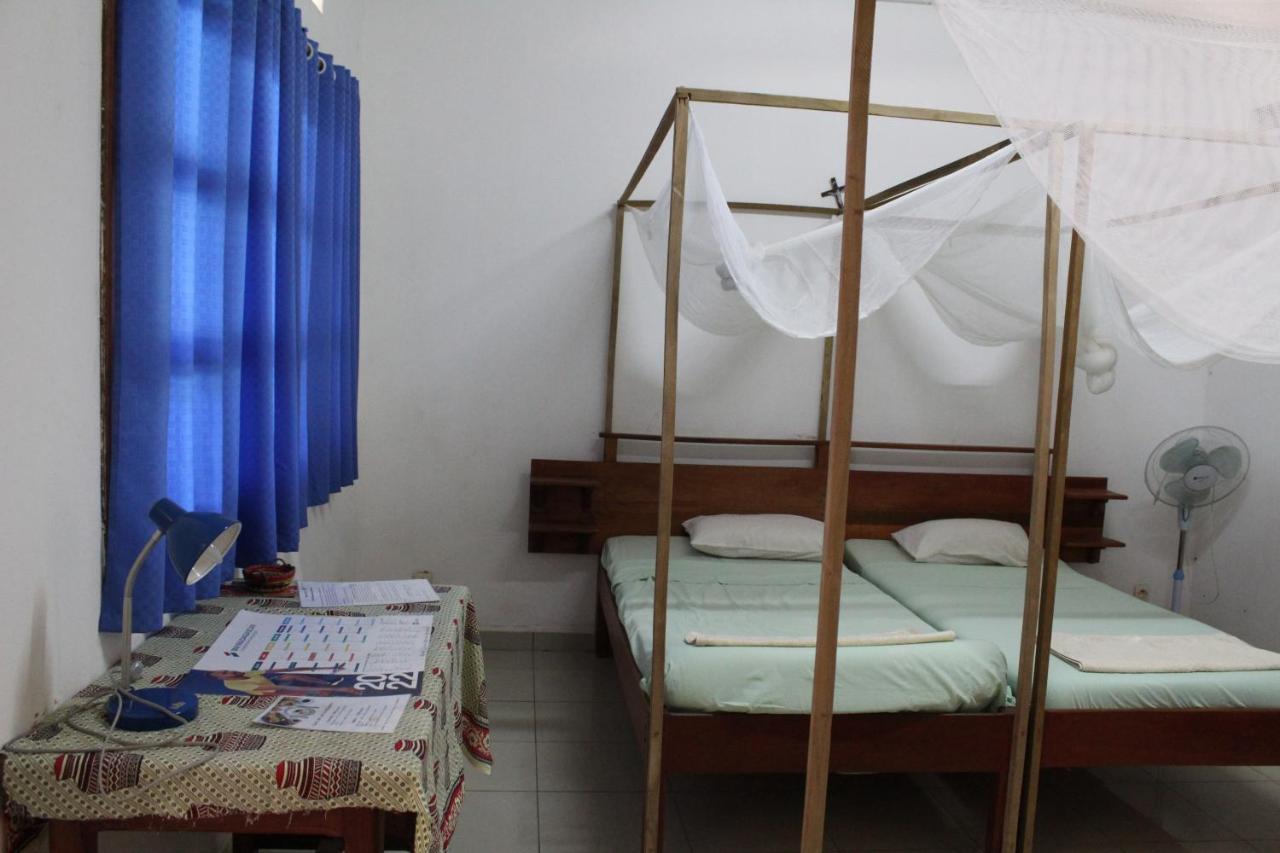 Centre Lucien Botovasoa Bed & Breakfast Antsiranana Ngoại thất bức ảnh