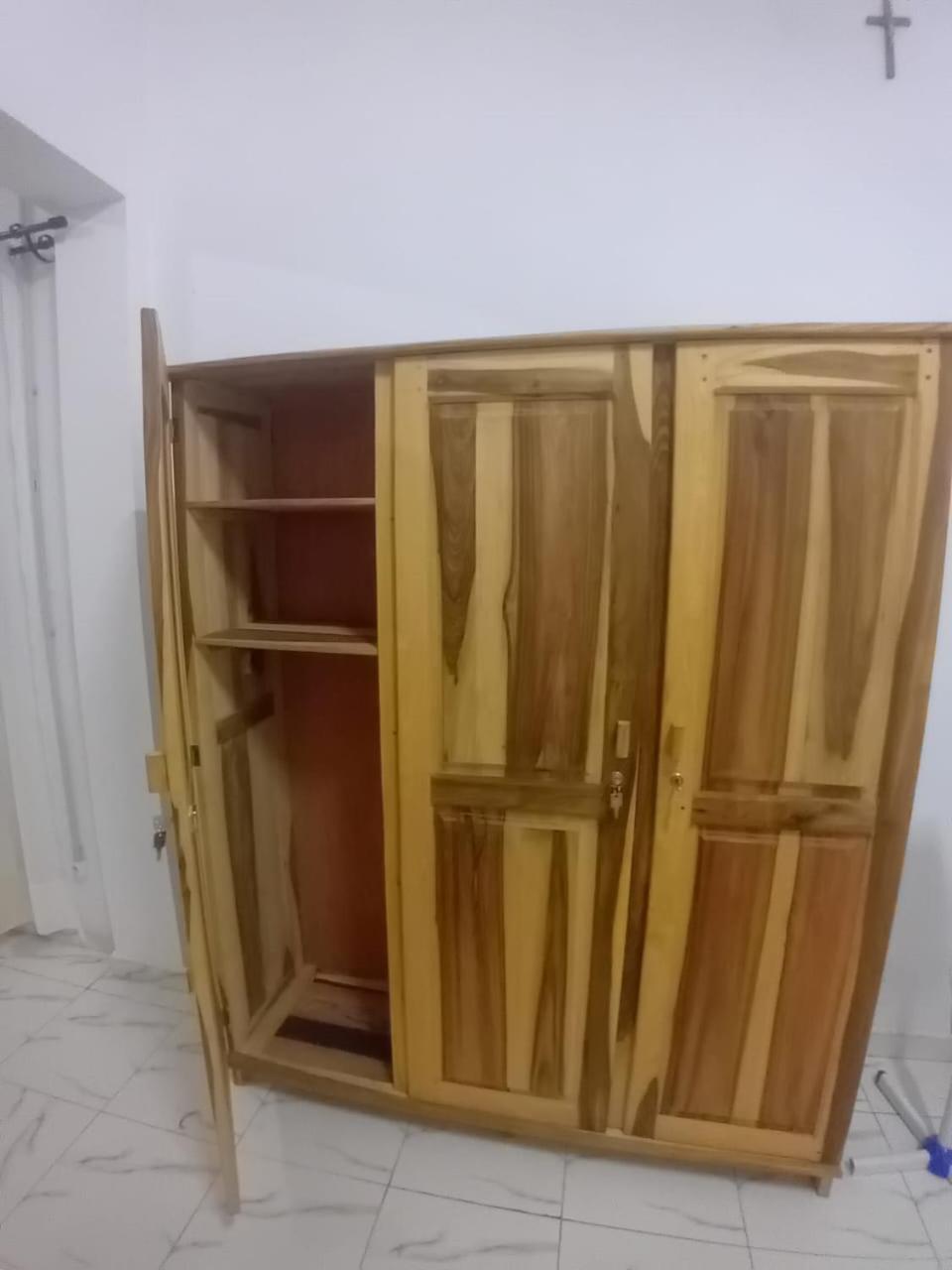 Centre Lucien Botovasoa Bed & Breakfast Antsiranana Ngoại thất bức ảnh